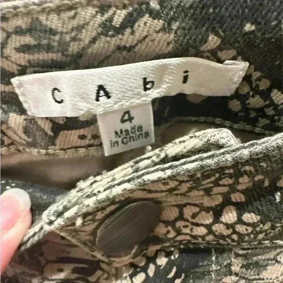 - Cabi Snakeskin Look Jeans Size 4. Used in Good Condition. - Picture 4 of 5